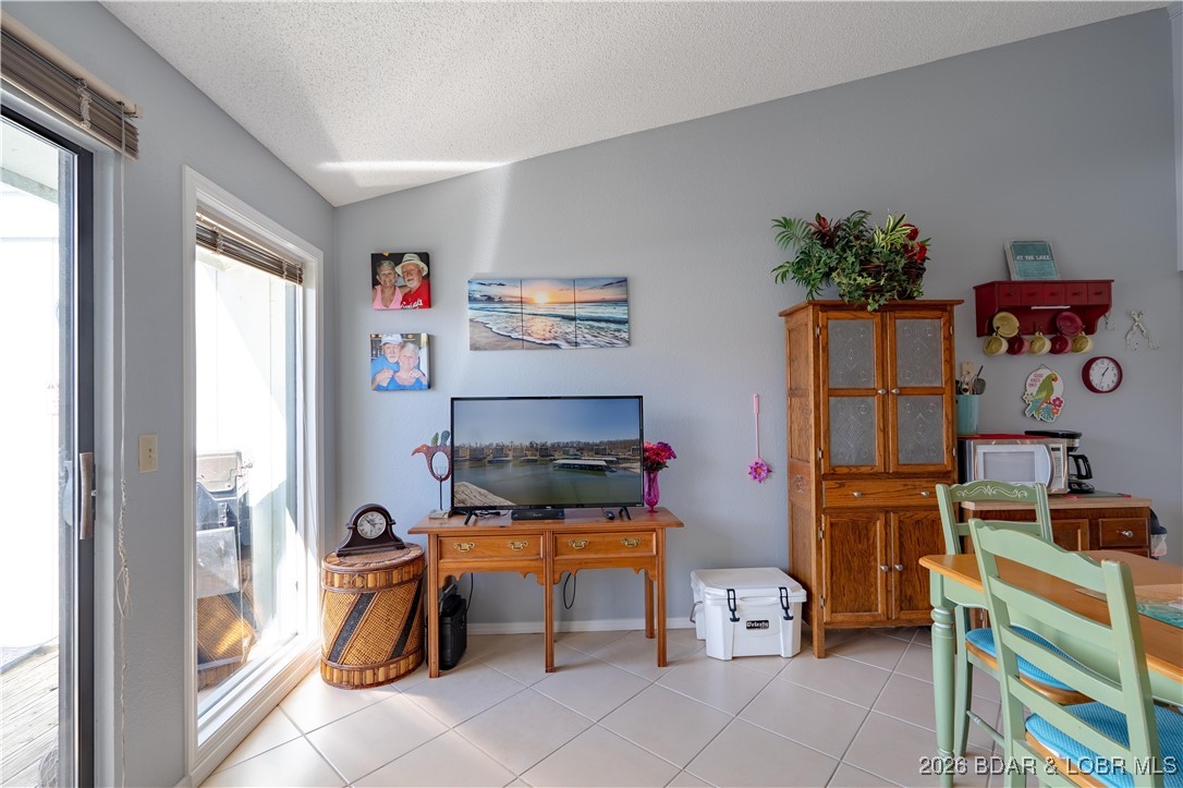 Southwood Shores Condominium - Residential