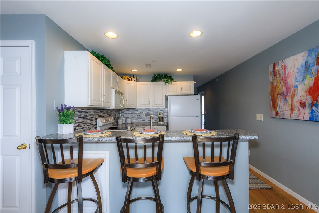 Park Place On The Lake - Residential