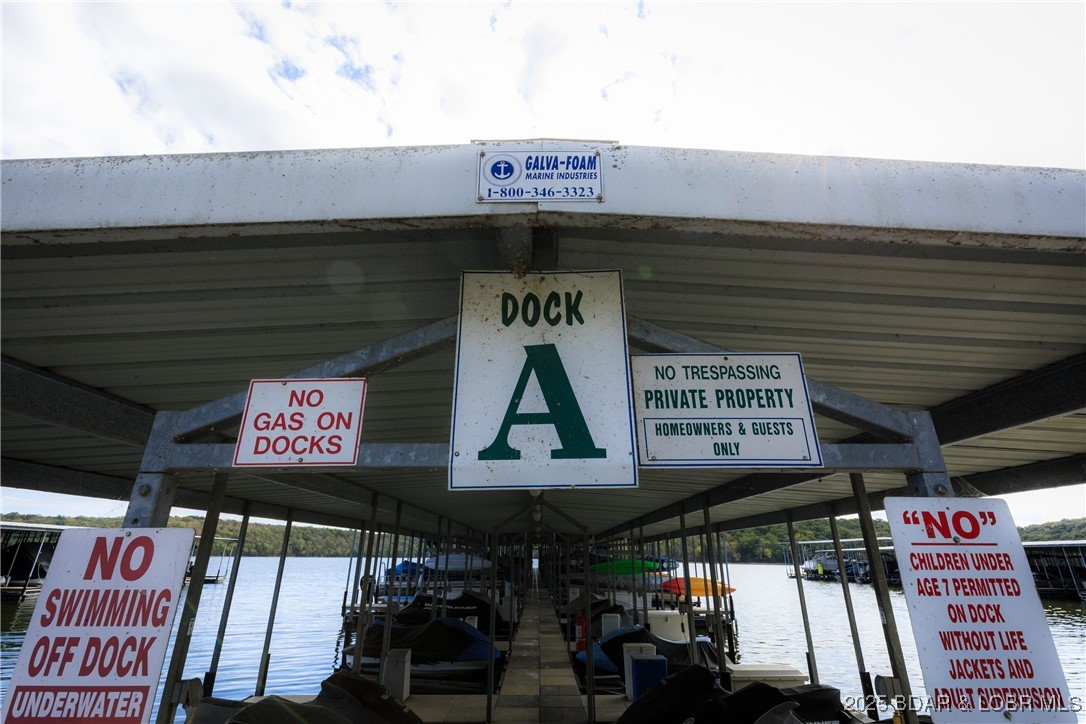 Park Place On The Lake - Residential