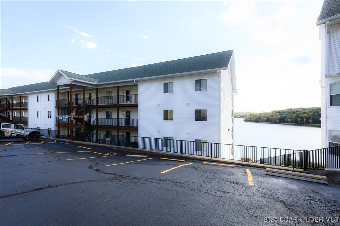 Park Place On The Lake - Residential