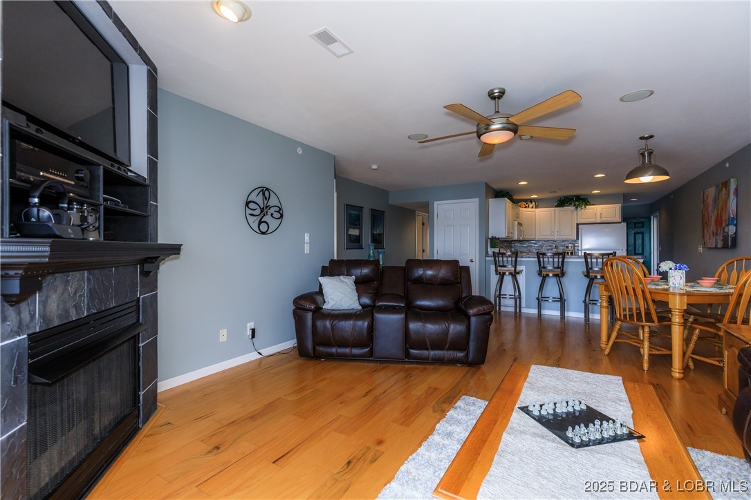 Park Place On The Lake - Residential