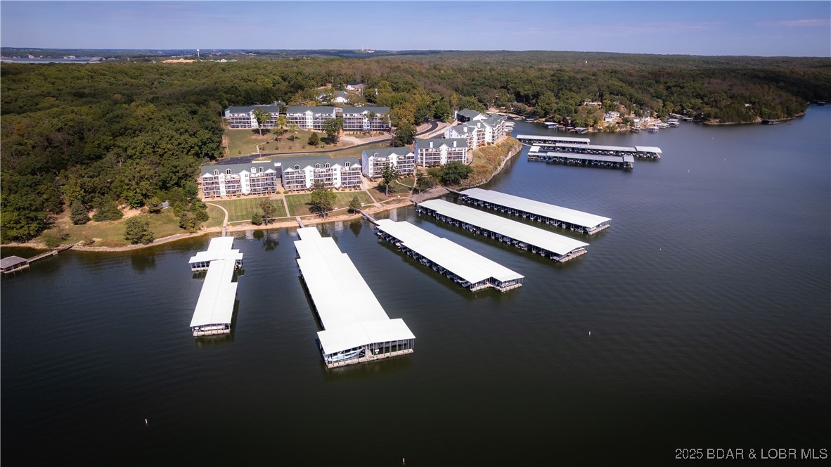 Park Place On The Lake - Residential