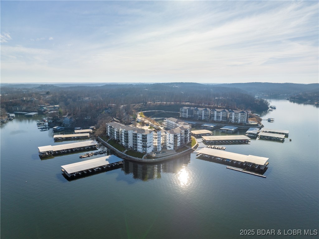 Lake Ozark, Missouri 65049, United States, 2 Bedrooms Bedrooms, ,2 BathroomsBathrooms,Residential,Active,96855