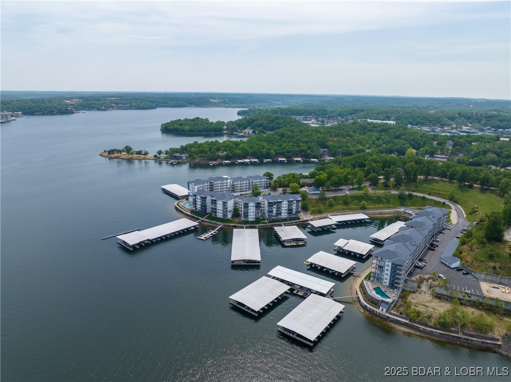 Lake Ozark, Missouri 65049, United States, 2 Bedrooms Bedrooms, ,2 BathroomsBathrooms,Residential,Active,96855