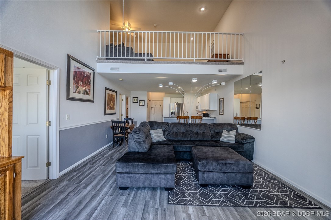 Cedar Glen Condominium - Residential