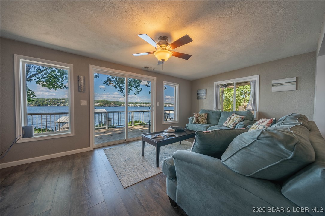 Scenic - Residential