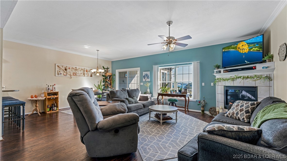 Villas At Grandview - Residential