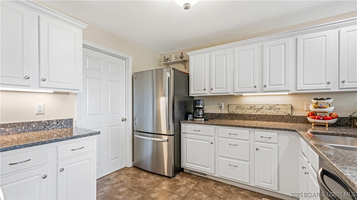 Villas At Grandview - Residential