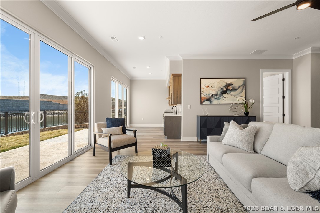 The Hamptons Condominium - Residential