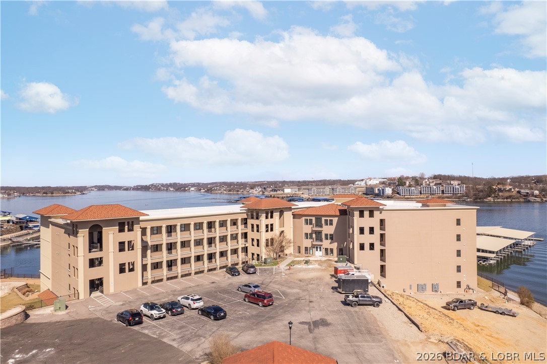 The Hamptons Condominium - Residential