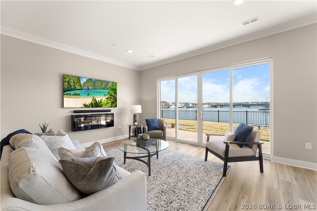 The Hamptons Condominium - Residential