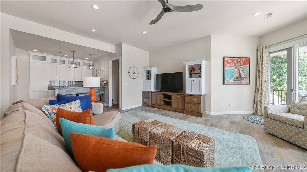 Grand Point No. 3 - Residential