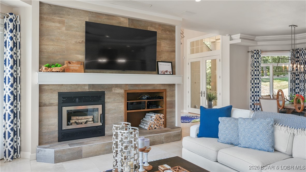 Grand Point No. 3 - Residential