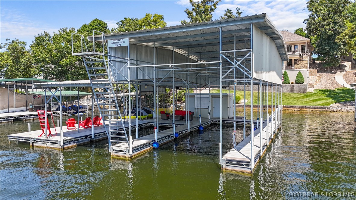 Grand Point No. 3 - Residential