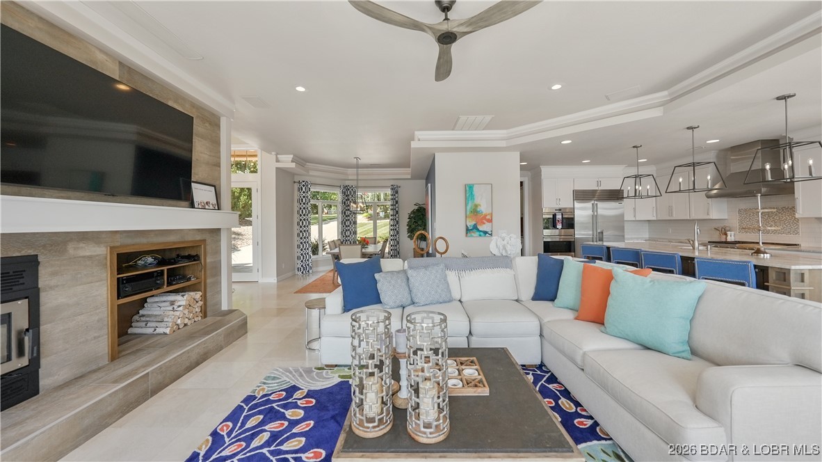 Grand Point No. 3 - Residential