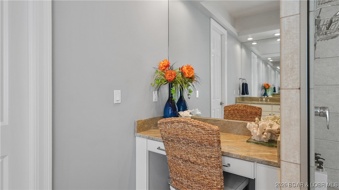 Grand Point No. 3 - Residential