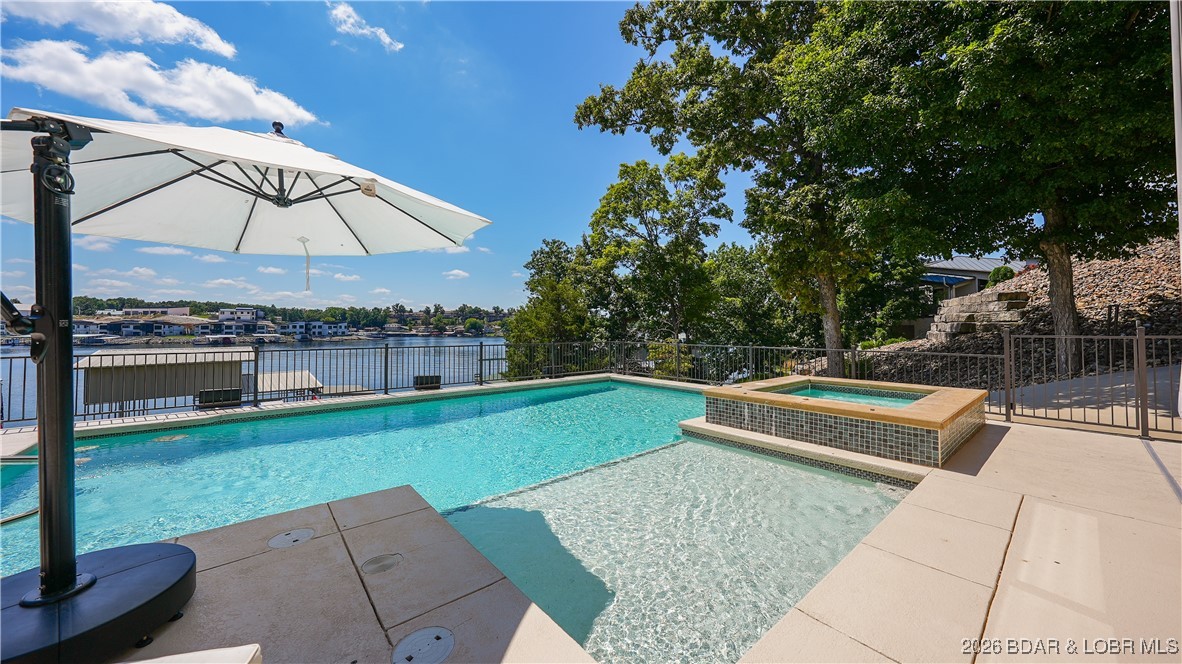 Grand Point No. 3 - Residential