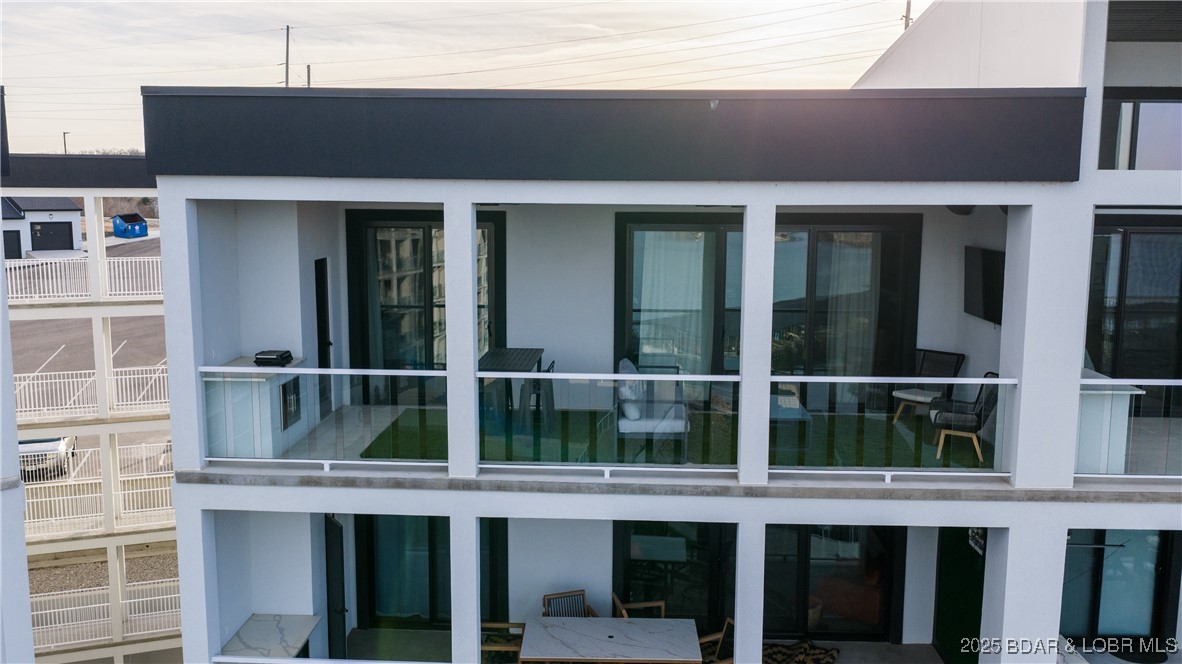 Topsiders Condominiums - Residential