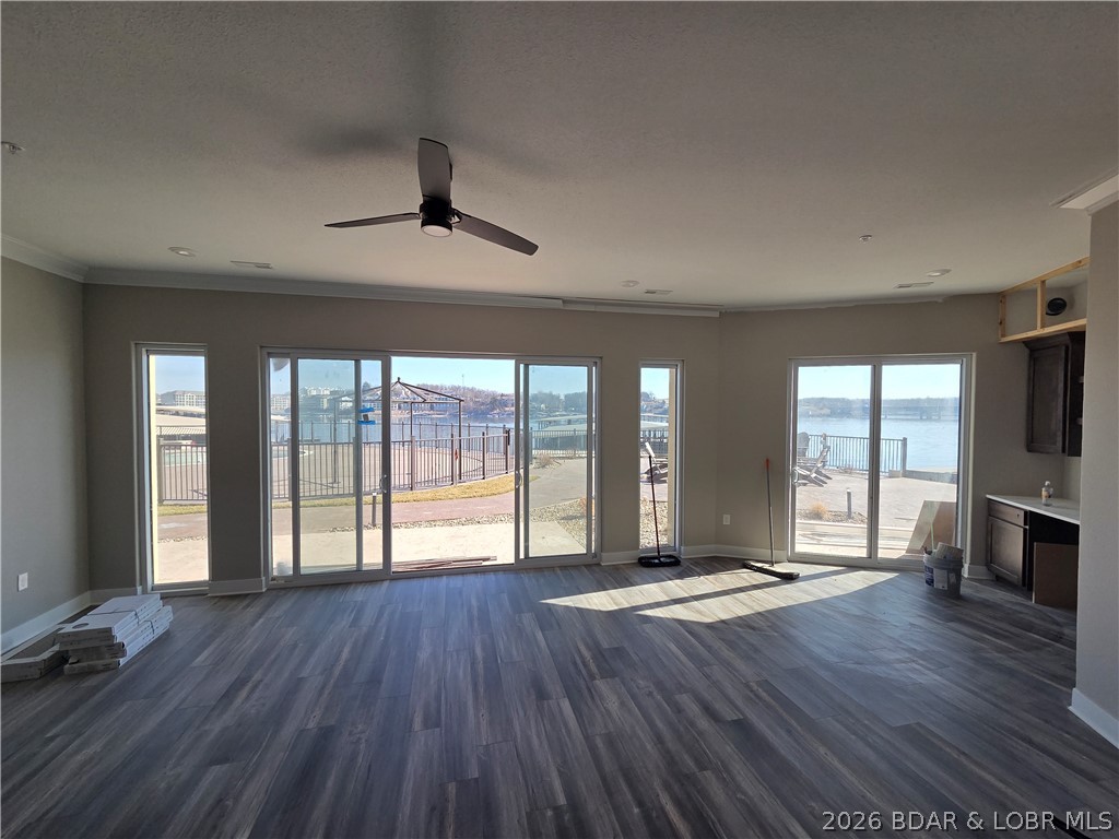 The Hamptons Condominium - Residential