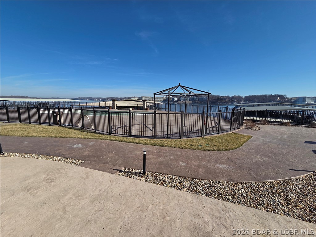 The Hamptons Condominium - Residential