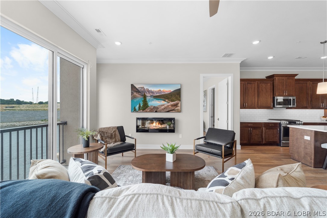 The Hamptons Condominium - Residential