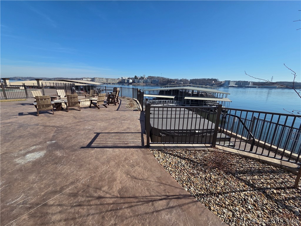 The Hamptons Condominium - Residential