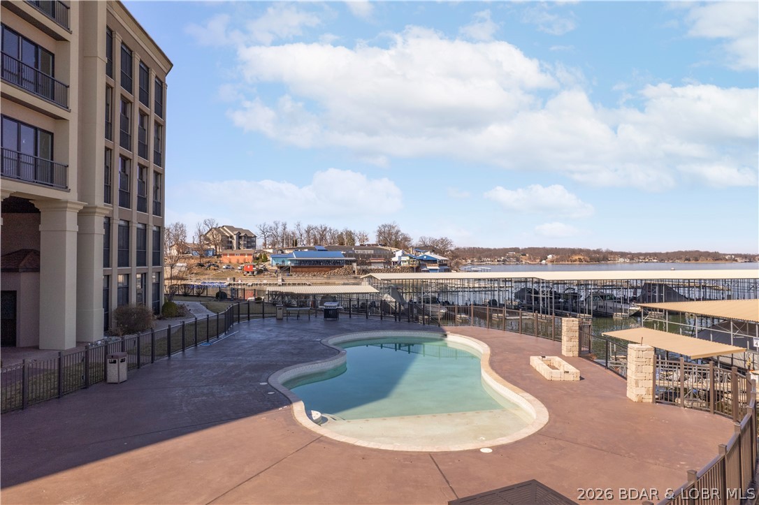 The Hamptons Condominium - Residential