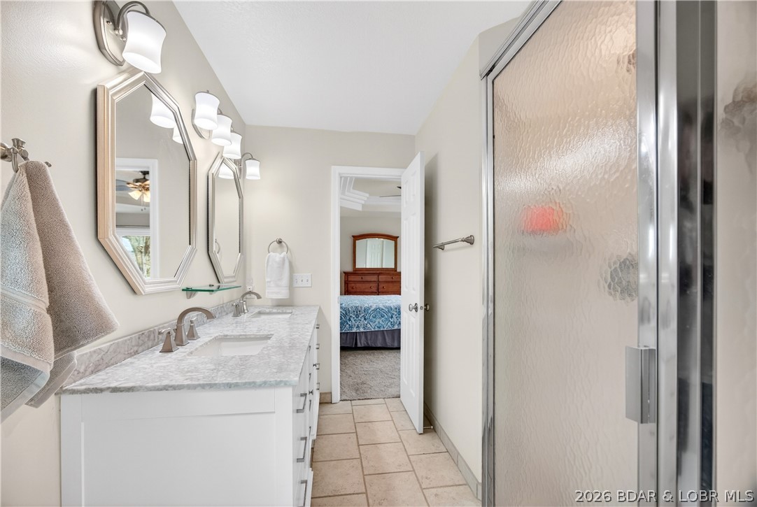 Diamond Head - Residential