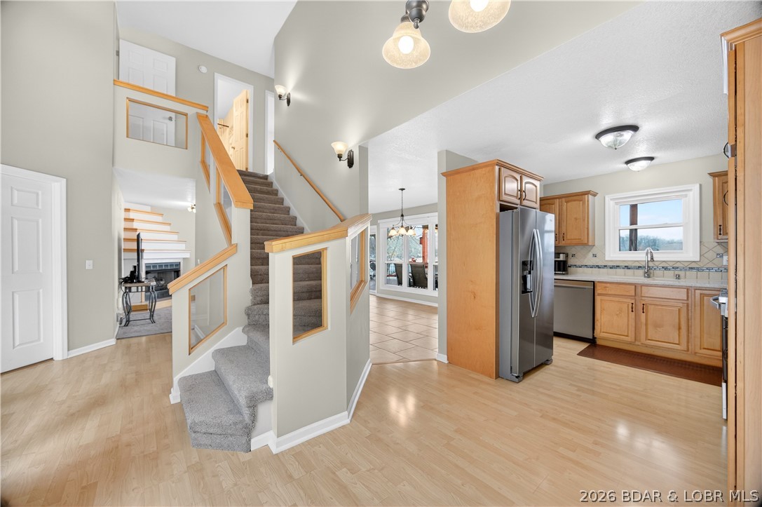 Diamond Head - Residential