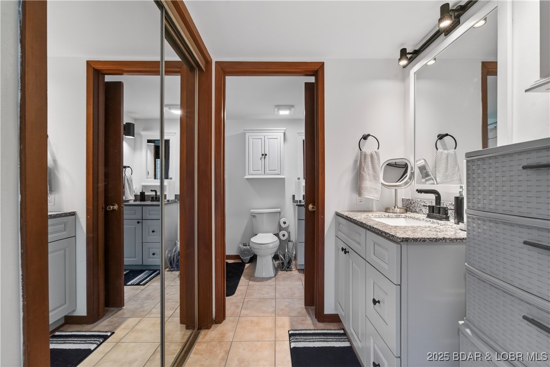 Hogan Woods Condominiums - Residential