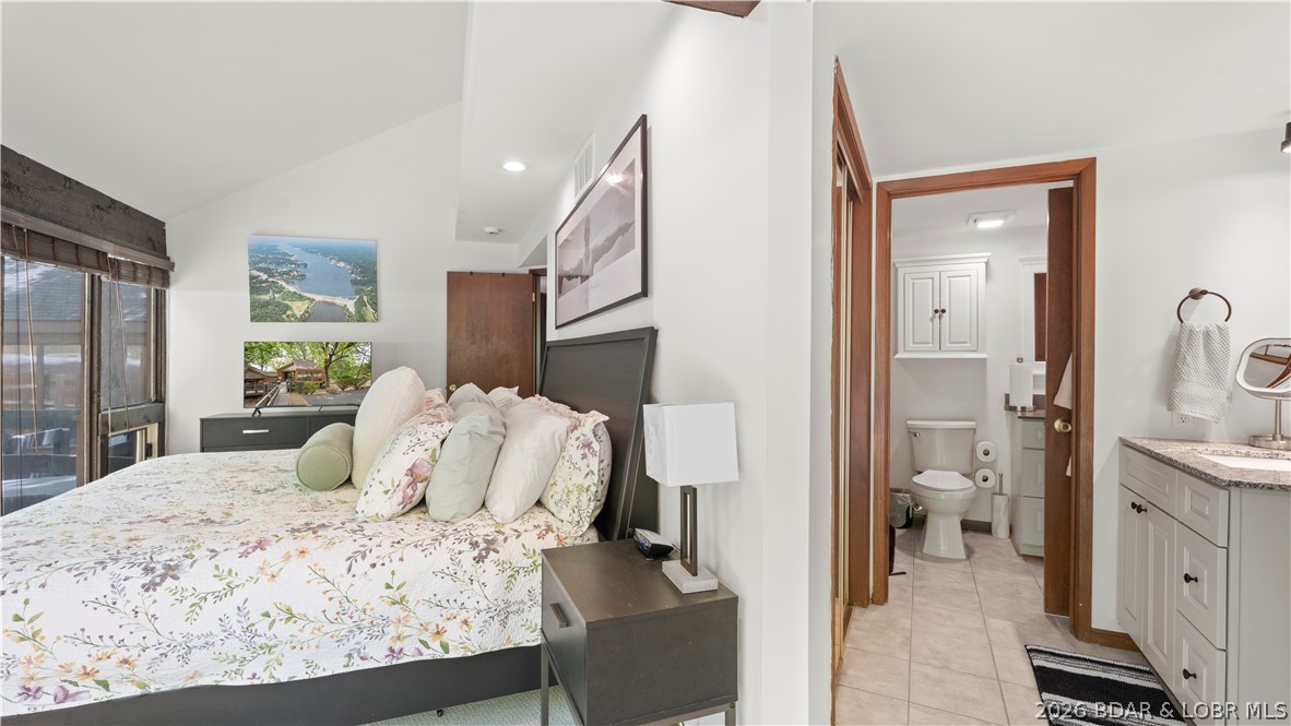 Hogan Woods Condominiums - Residential