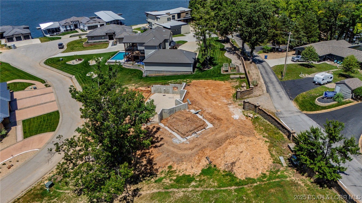 Shooters 21 - Residential