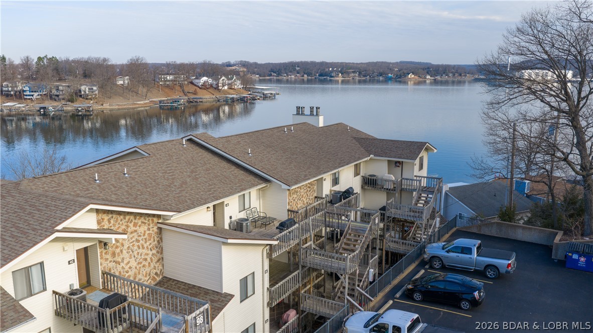 Jonathans Landing - Residential