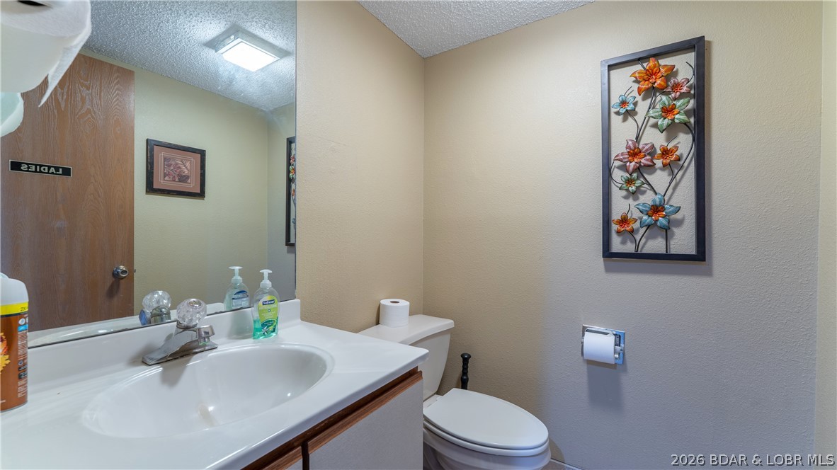 Jonathans Landing - Residential