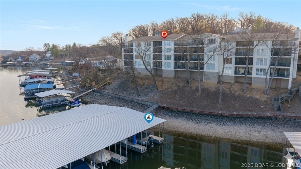 Jonathans Landing - Residential