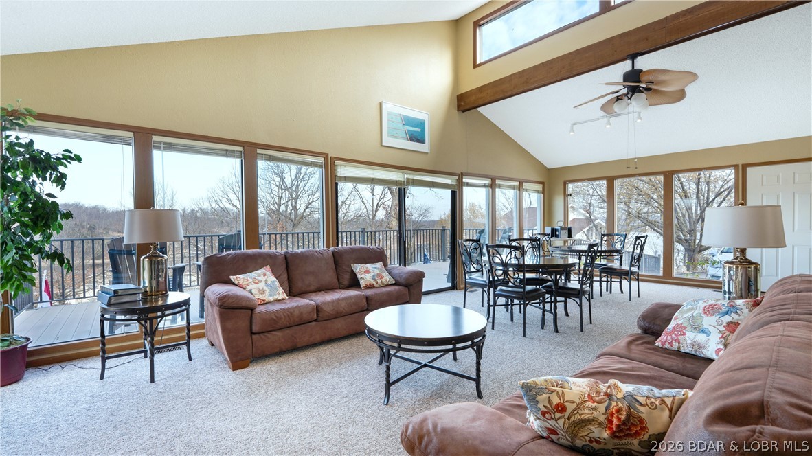 Jonathans Landing - Residential