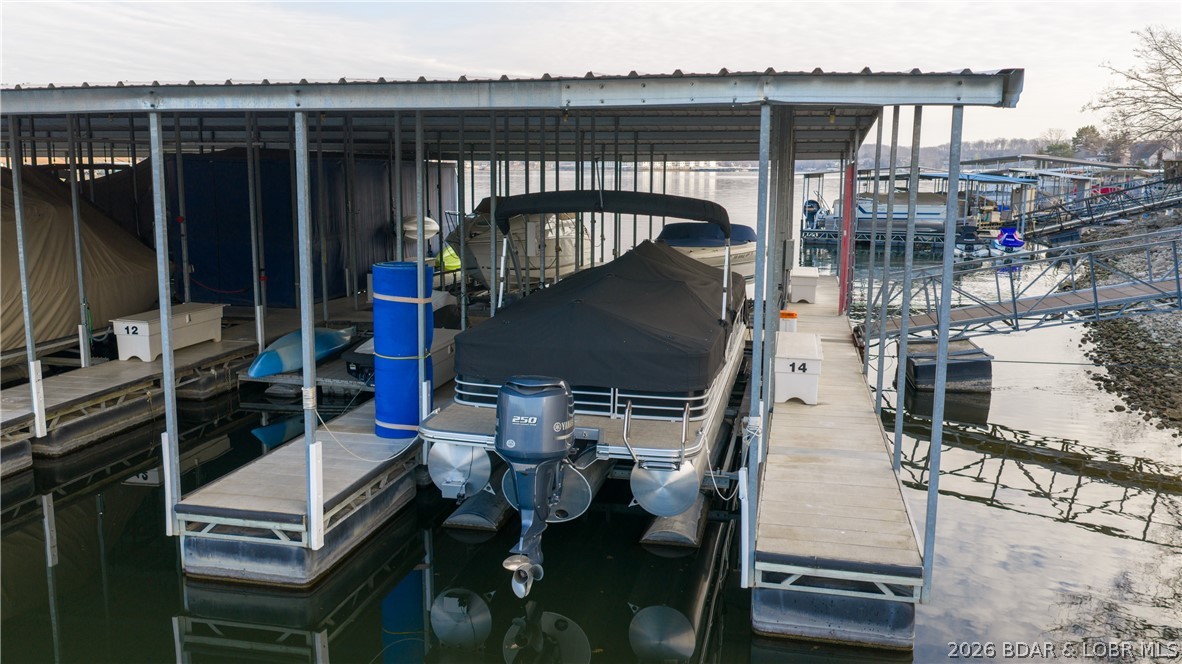 Jonathans Landing - Residential