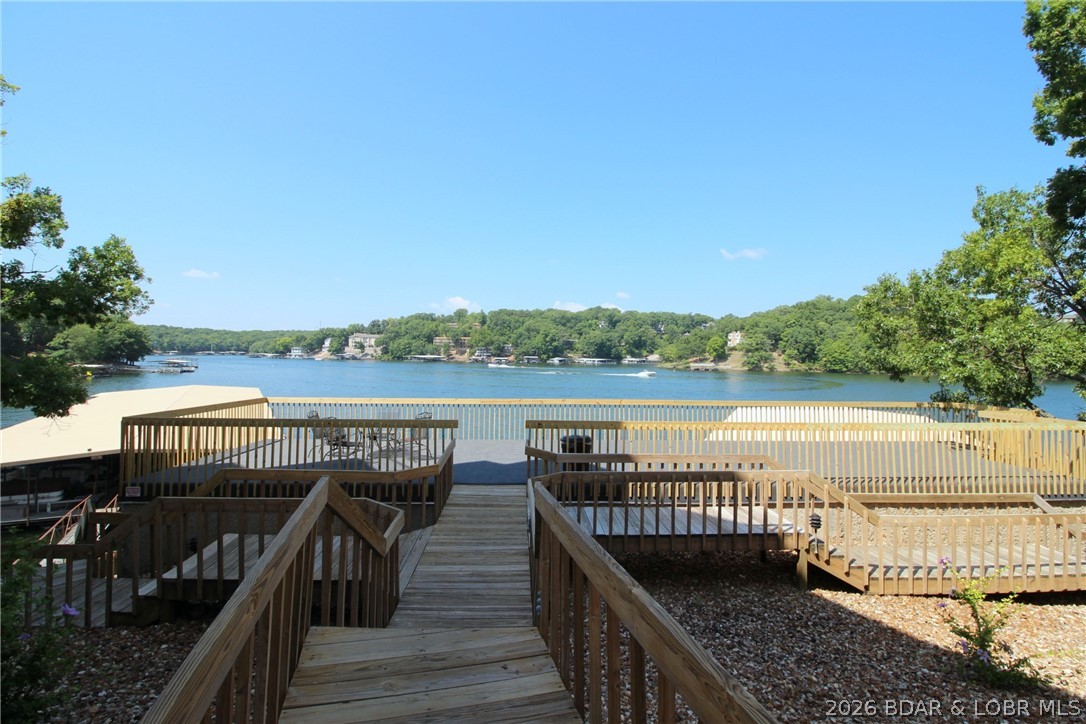 Jonathans Landing - Residential