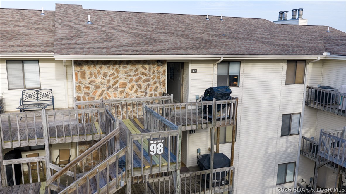 Jonathans Landing - Residential