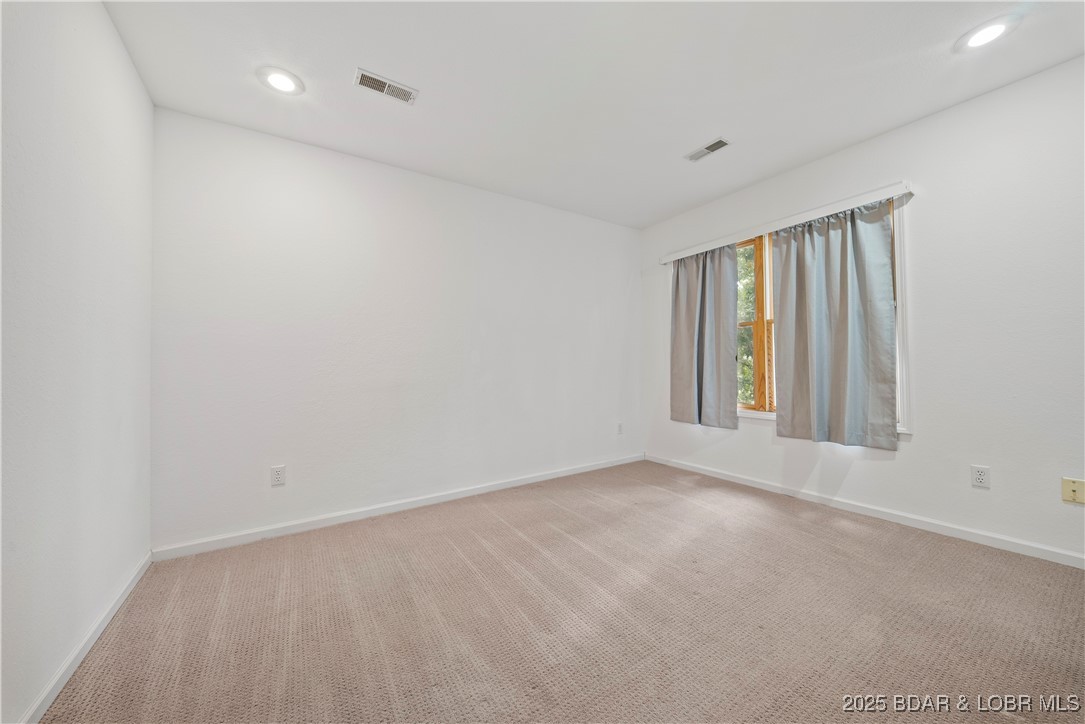 Robyn Point - Residential