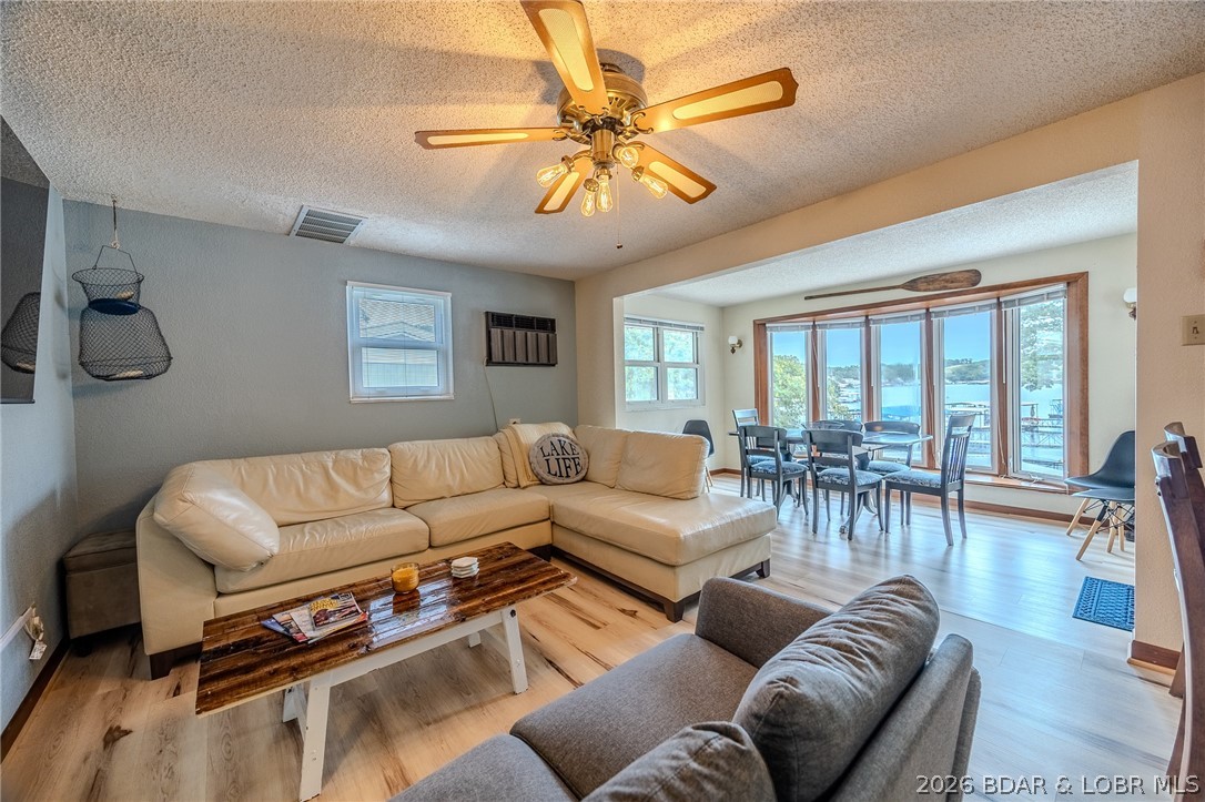 Lakeview Est - Residential