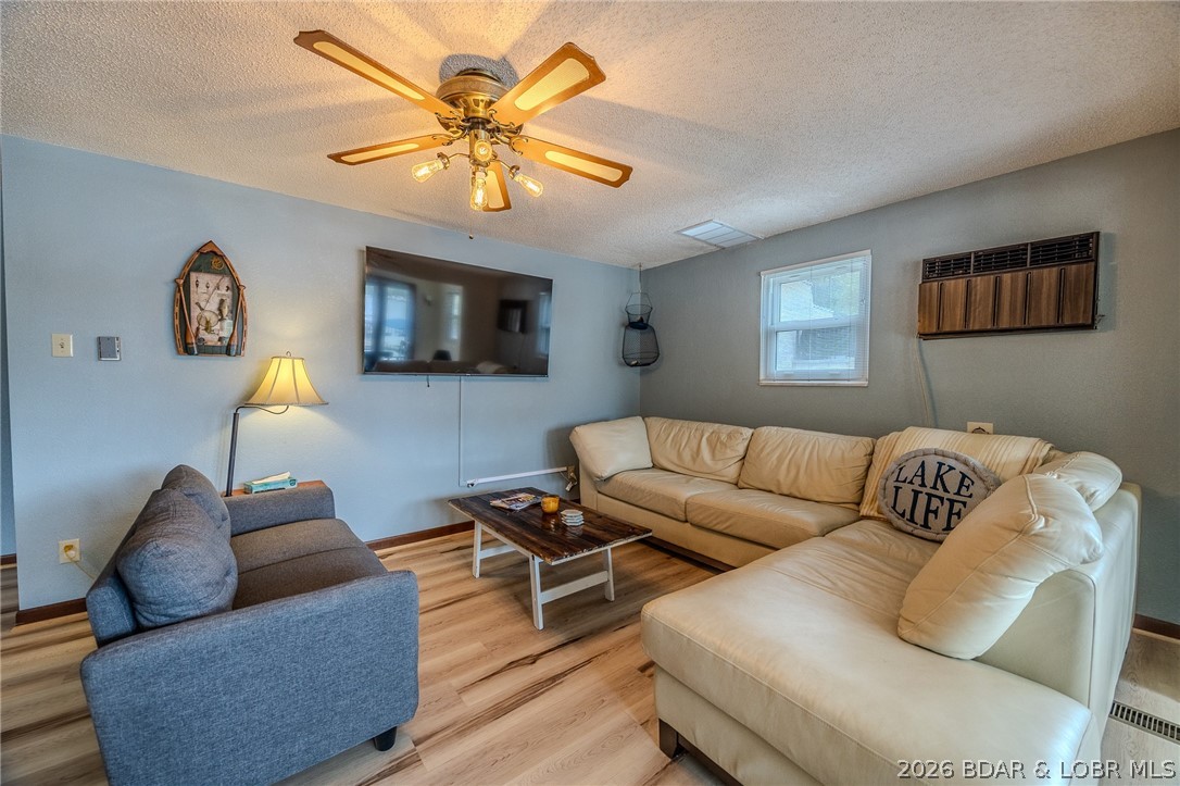 Lakeview Est - Residential