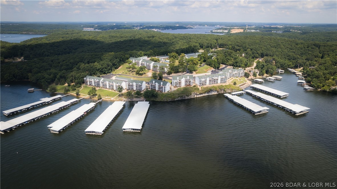 Park Place On The Lake - Residential