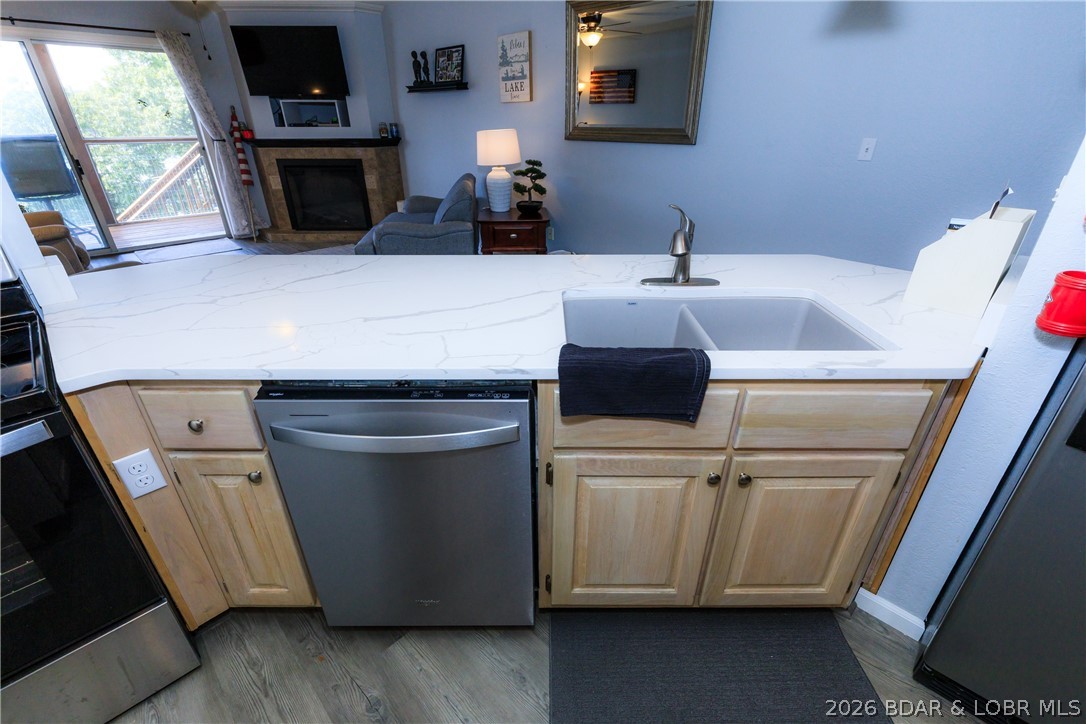 Park Place On The Lake - Residential