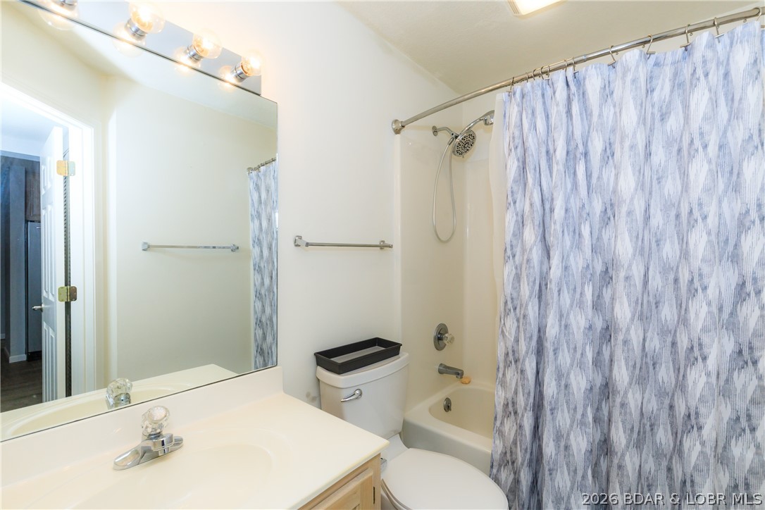 Park Place On The Lake - Residential