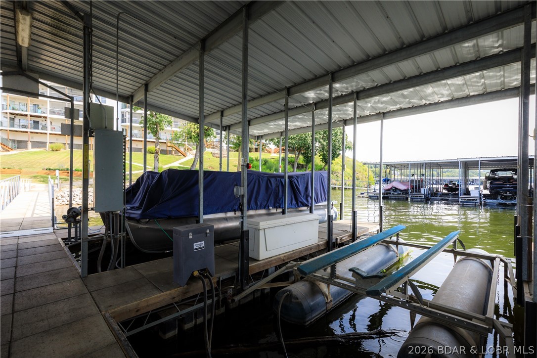 Park Place On The Lake - Residential