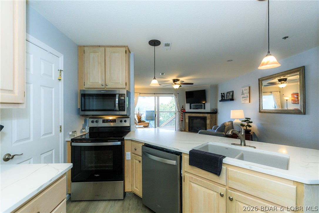 Park Place On The Lake - Residential