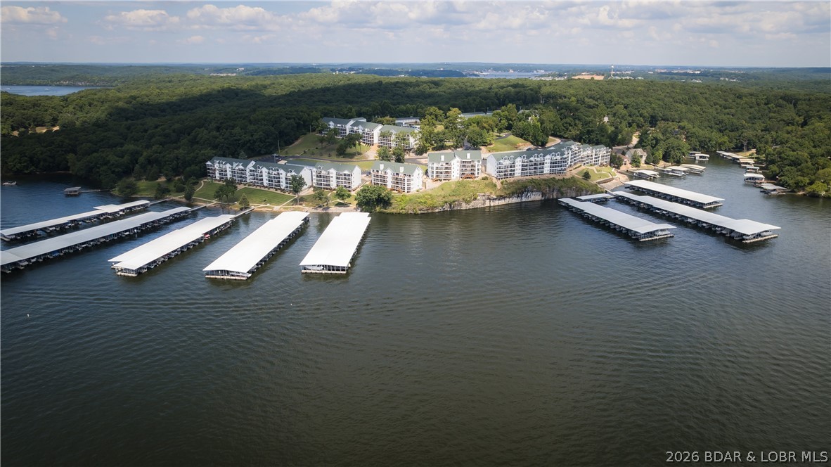 Park Place On The Lake - Residential