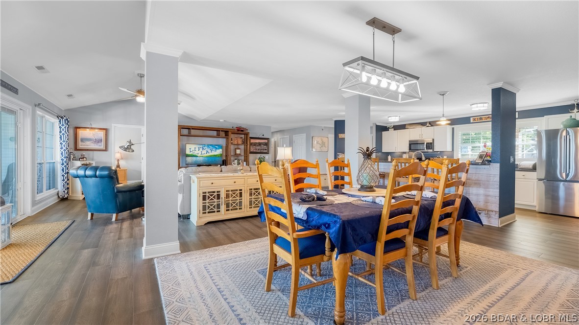 Harbour Towne Condominium - Residential