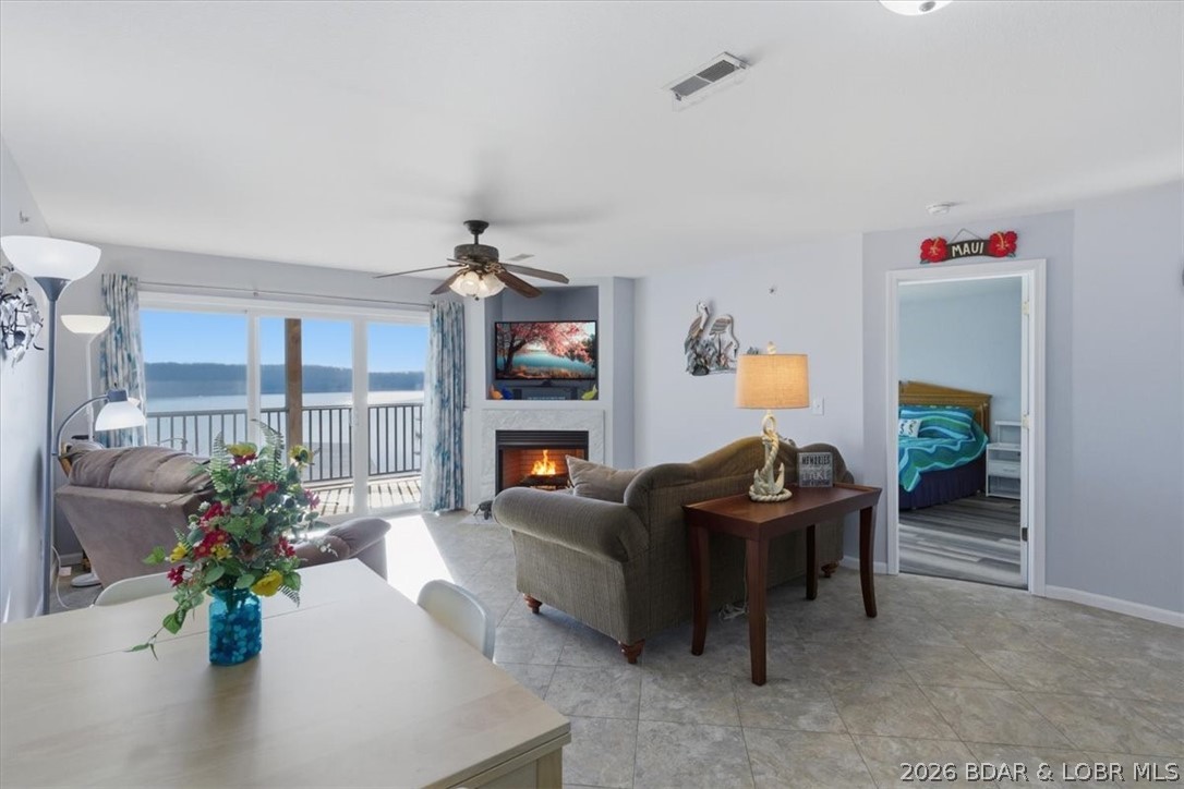 Park Place On The Lake - Residential